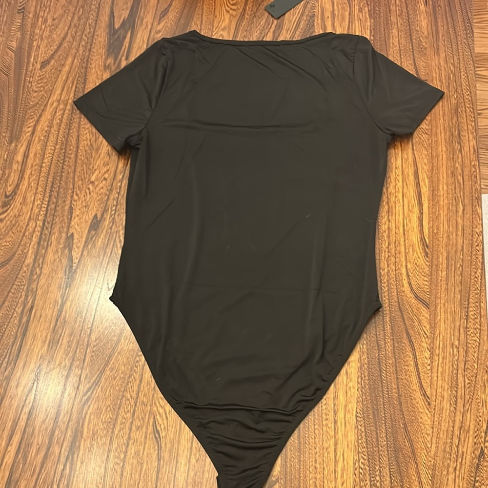 Lulu’s Perfect Possibility Black Short Sleeve Bodysuit - size Large (BNWT) - Picture 7 of 7